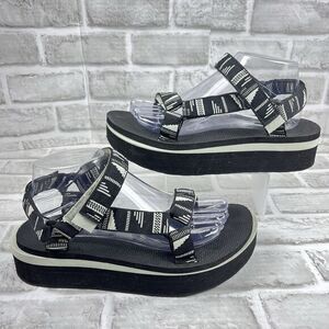 Teva Flatform Universal Women's Size 10 Black and White Platform Sandals